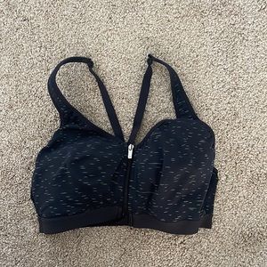 VS sport racerback sports RA with underwire 34B. Fits true to size.